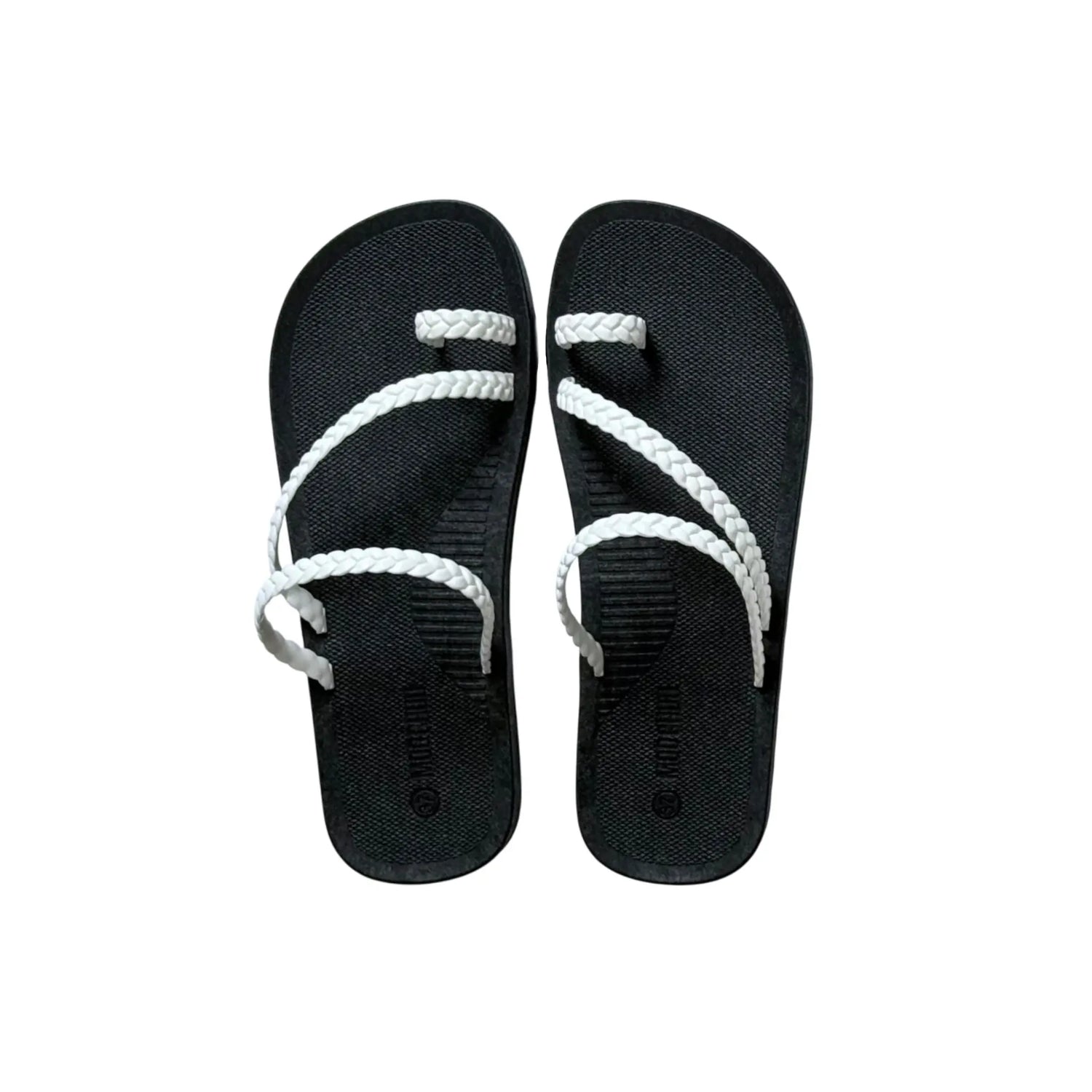 view:other;variant:black|white
