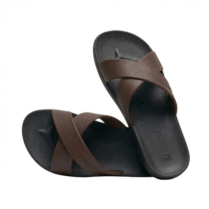 view:main;variant:black|brown