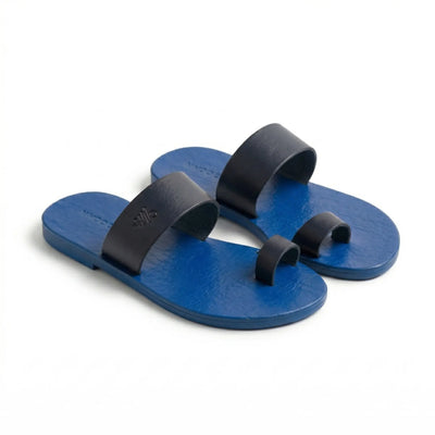 view:side;variant:blue|black